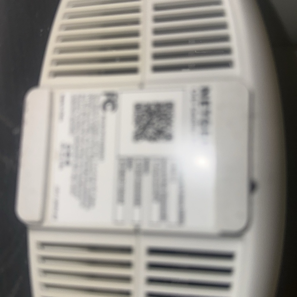 ORBI Mesh Router Satellite - Picture 3 of 8